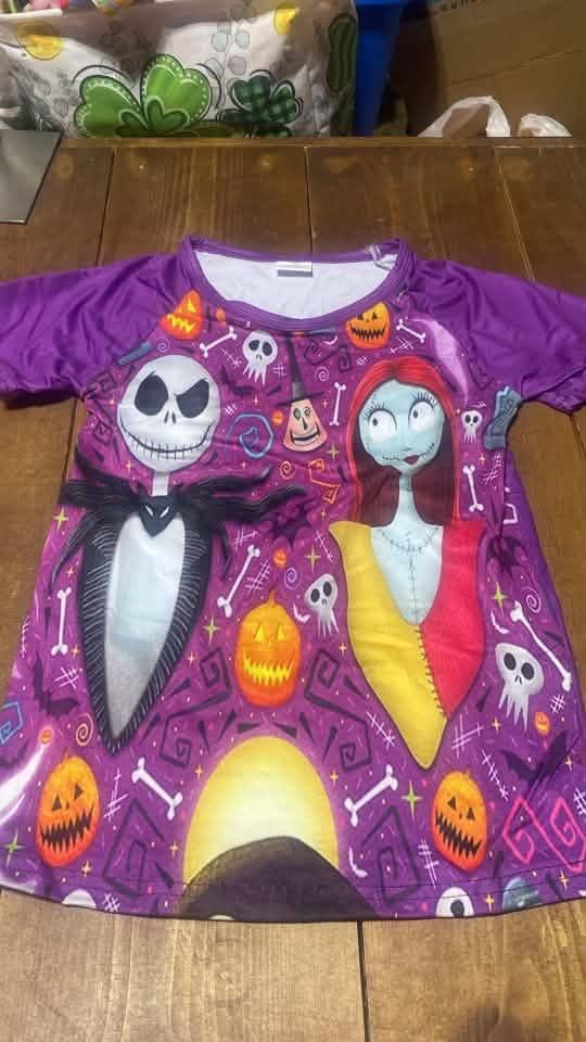 Nightmare Before Christmas Shirt 8/9
